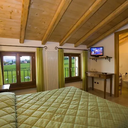 Farm stay Al-bor Lazise