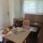 Al-bor בית חווה לאזיסה