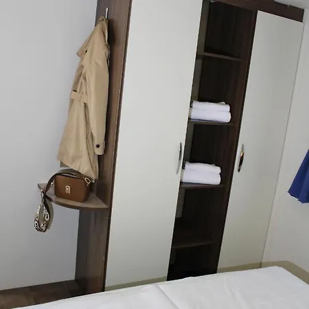 مزرعة للإقامة Al-bor *